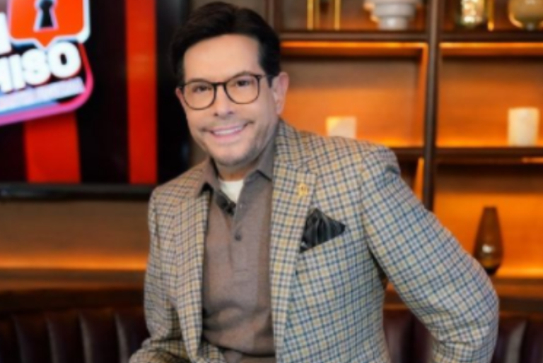 Juan José Origel se contagia de COVID en un viaje a San Miguel de Allende