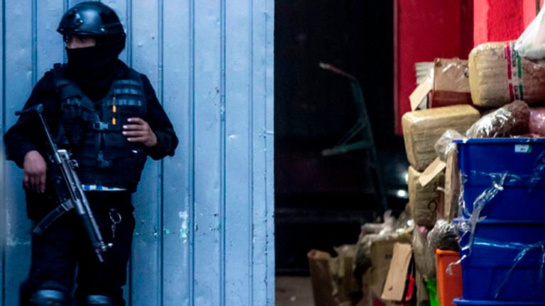 México cierra unidad antinarcóticos, peligran los esfuerzos de EU para combatir al crimen organizado