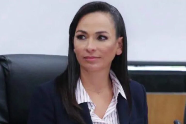 Laura Fernández garantiza seguridad para las mujeres