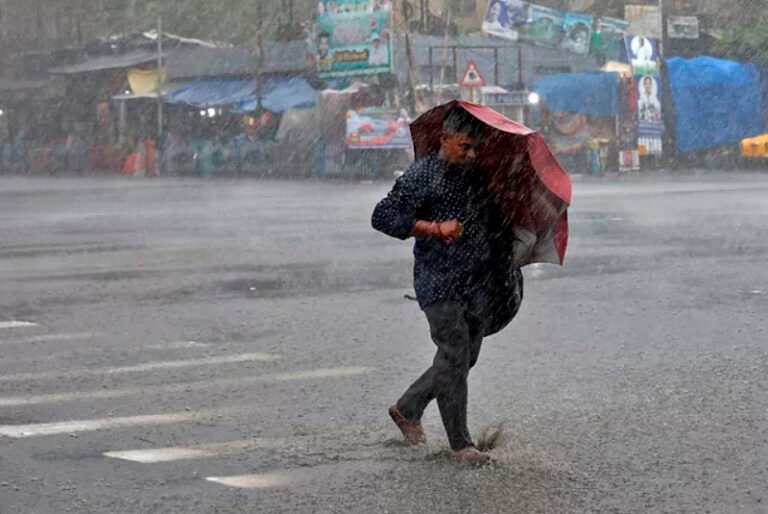 Cielo nublado y lluvias intensas continúan en la Península de Yucarán