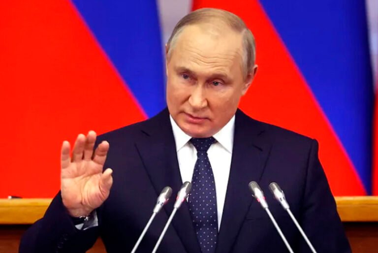 Vladimir Putin prohíbe negocios con personas sancionadas por Rusia