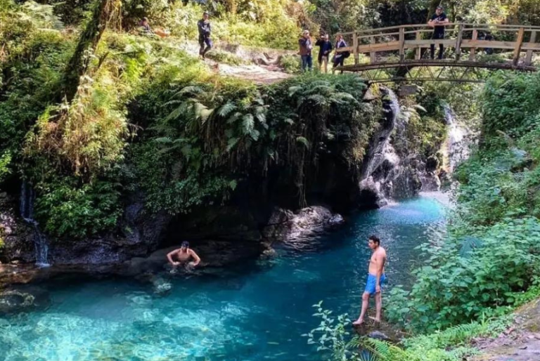 Pancho Poza, el paraíso color turquesa escondido en Veracruz