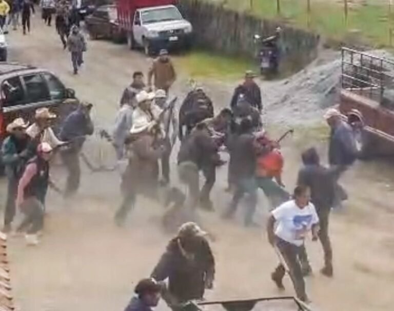 Sedena establece mando especial en EdoMex tras enfrentamiento de la población con el crimen organizado
